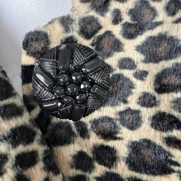 Vtg F.L. Malik Size L Cropped Leopard Mismatched Button Faux Fur Jacket - Picture 9 of 10